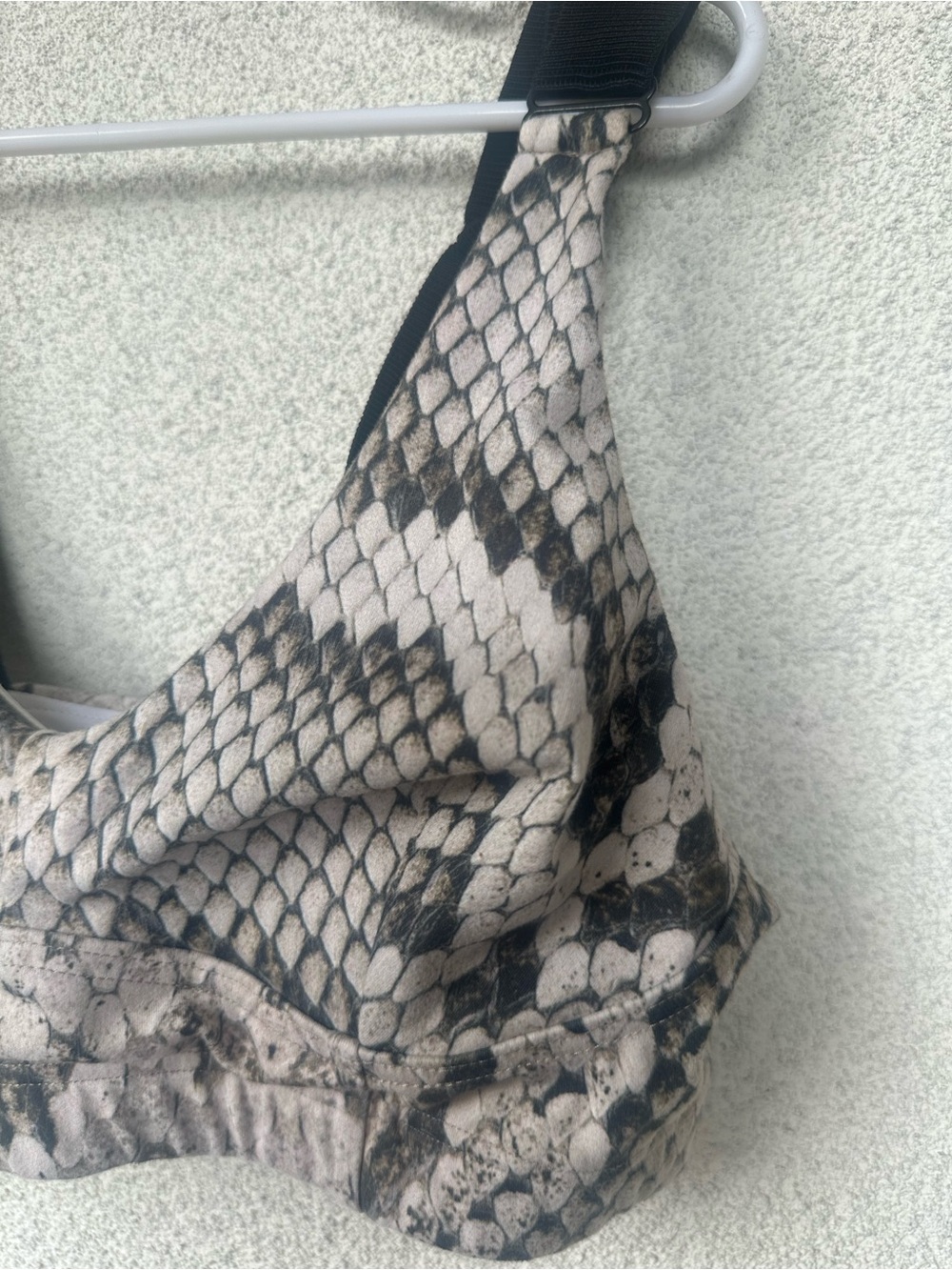 Varley Snake Print Sports Bra Size Small Performance First Racerback - Picture 2 of 6